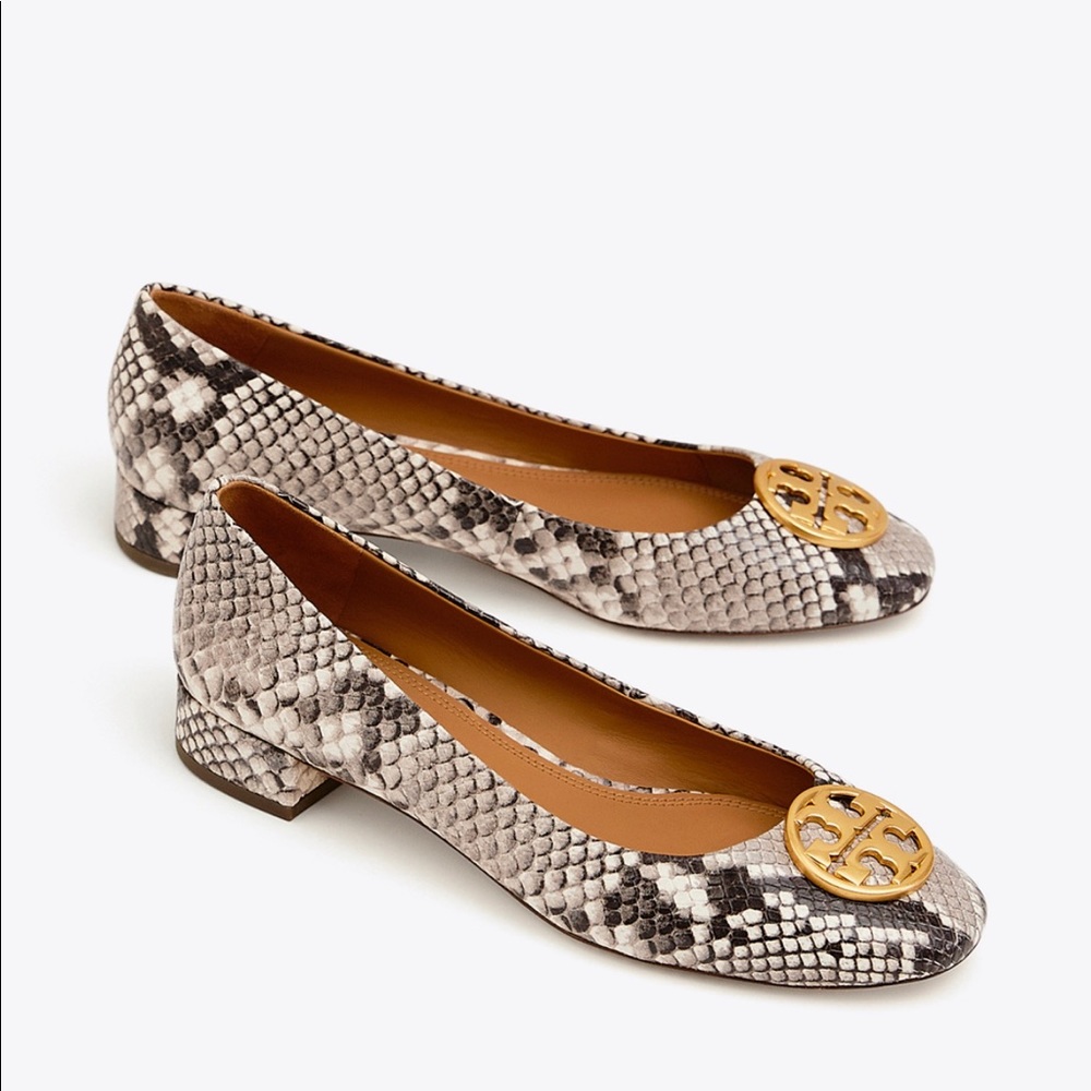 Tory Burch Chelsea 25 mm ballet flat size 7.5!